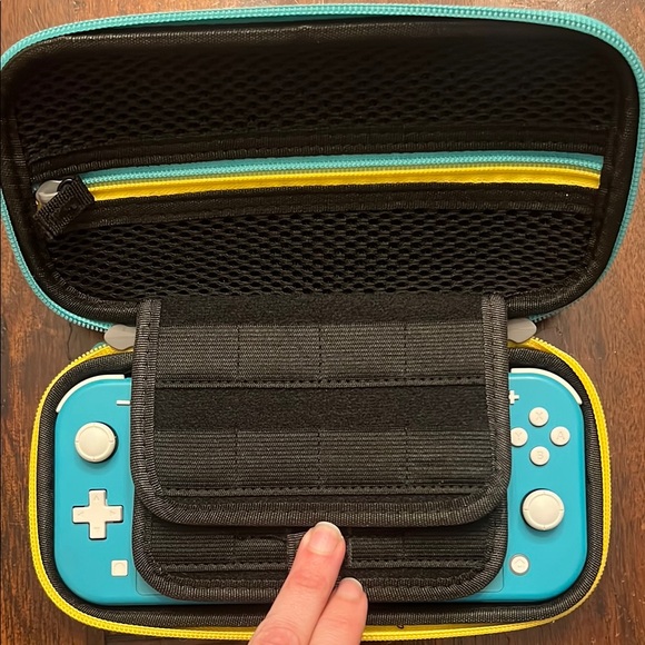 Nintendo Switch Lite Handheld Console Teal - Picture 11 of 16